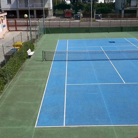 Centro Giovanile Padre Minozzi Hotel Policoro Kültér fotó