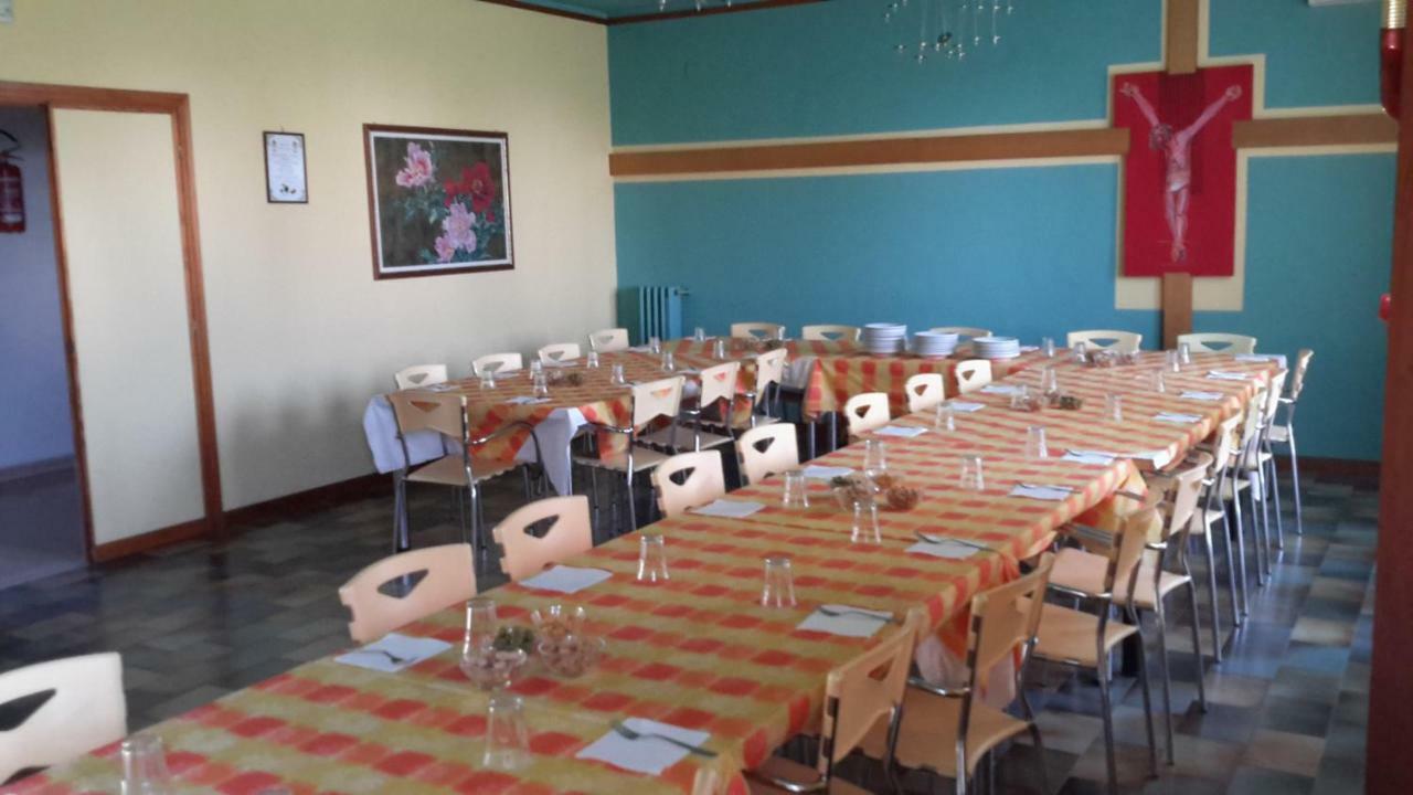 Centro Giovanile Padre Minozzi Hotel Policoro Kültér fotó